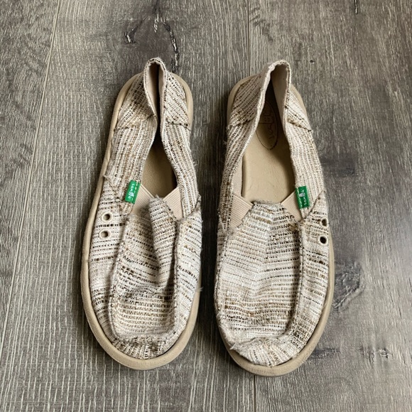 Sanuk Shoes - Sanuk